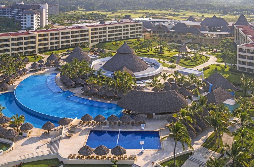 As piscinas do Iberostar Selection Playa Mita - - Onde ficar em Puerto Vallarta